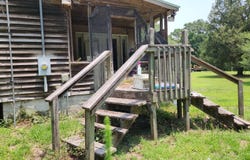 837 Grannys Ln, Awendaw, SC 29429