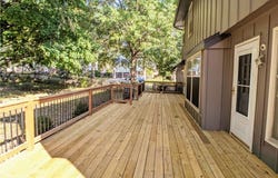 10122 Earnshaw Street, Lenexa, KS 66215