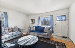 918 Lisbon Ave, Hartland, WI 53029