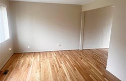 25647 Salem, Roseville, MI 48066
