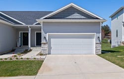 96 Keeneland Court, Pleasant Hill, IA 50327