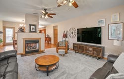 13001 Twana Drive, Urbandale, IA 50323