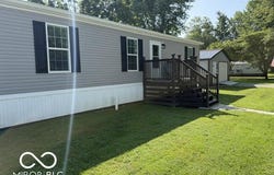 305 E Columbia, Roachdale, IN 46172