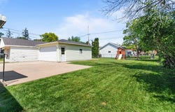 818 MAPLE Street, NEENAH, WI 54956