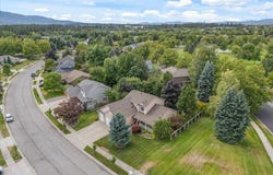 5887 N HARCOURT DR, Coeur d'Alene, ID 83815