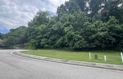 8331 SAWGRASS Way, Radford, VA 24141