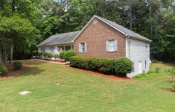 372 River Point Drive, McDonough, GA 30252