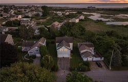 110 HOUSTON Avenue, Narragansett, RI 02882