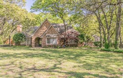 2111 Meadowview Drive, Keller, TX 76262