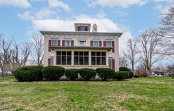 501 E Alquina Road, Connersville, IN 47331-3250