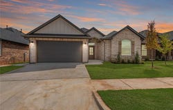 1300 Colonial Avenue, Tuttle, OK 73089