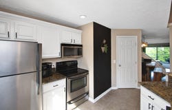 22 Carriage House Drive, Fort Thomas, KY 41075