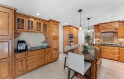 2 Harrison Pl, Franklin, MA 02038