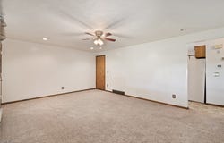 6264 Paris Avenue, Louisville, OH 44641