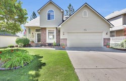 8522 E Parkside Ln, Spokane, WA 99217