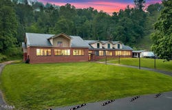 5500 Roan Creek Road, Mountain City, TN 37683