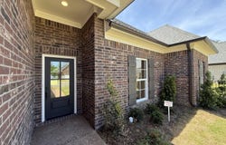 1079 Great Glen Drive, Southaven, MS 38671