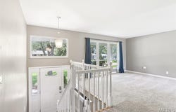 10637 Roxanna Drive, St Louis, MO 63128
