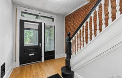4237 Shenandoah Avenue, St Louis, MO 63110