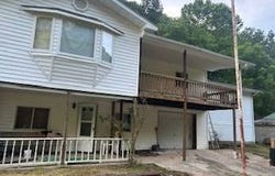 890 Lower Level Run Rd, Cedarville, WV 26611
