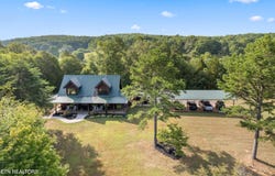 850 Grimes Rd, Loudon, TN 37774