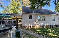 623 Crebs Ave., Carmi, IL 62821