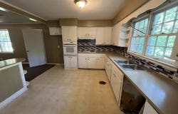 3018 N COLONIAL DRIVE, MONTGOMERY, AL 36111