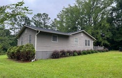 138 Mccullar Weaver Road, Milledgeville, GA 31061