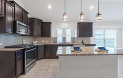 144 Summer Vista DR, Buda, TX 78610