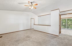 636 Dublin Dr, Andover, KS 67002