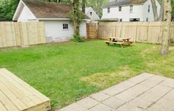 1418 Stamford Avenue, Kalamazoo, MI 49048