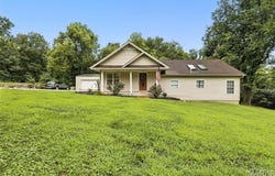 7029 Windy Valley Lane, Pacific, MO 63069