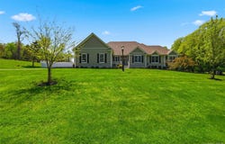 92 Coppergate Lane, Warwick, NY 10990
