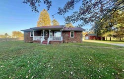 9826 State Route 945, Melber, KY 42069