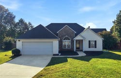 713 Manor Ridge Drive, Loganville, GA 30052