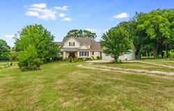 588 Red Hawk  RD, West Fork, AR 72774