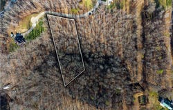 165 Colonial Drive, Scott Depot, WV 22560