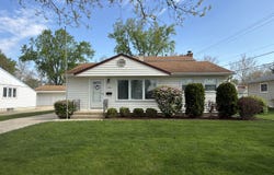 3000 starling Lane, Rolling Meadows, IL 60008
