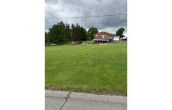4 McCoy Lane, South Strabane, PA 15301