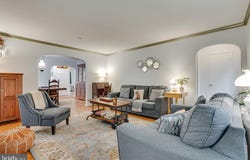 423 W COLONIAL HIGHWAY, HAMILTON, VA 20158