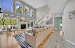 3856 Rooster Ridge Lane, Defiance, MO 63341