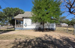 407 W Fulton Street, Garden City, KS 67846