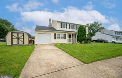 106 AUTUMN HORSESHOE BND, NEWARK, DE 19702