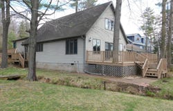 W8547 Cloverleaf Lake Rd, Clintonville, WI 54929