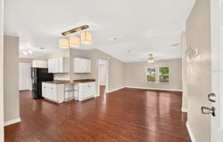 1827 SE 43RD Terrace, GAINESVILLE, FL 32641