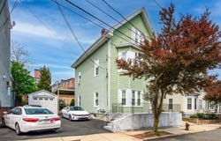 15 Grant St, Boston, MA 02125