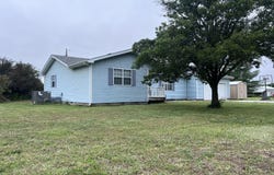 2038 W Trolley Car Lane, Carthage, MO 64836