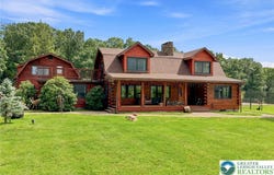 435 Sunset Drive, Upper Mt Bethel Twp, PA 18013