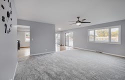 1465 William Clifford Lane, Elk Grove Village, IL 60007