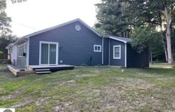 399 N Huron, Au Gres, MI 48703